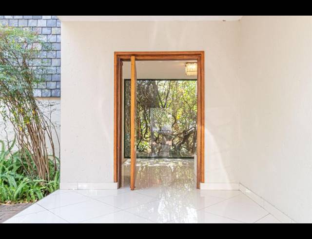 3 BEDROOM HOUSE FOR SALE IN BRYANSTON